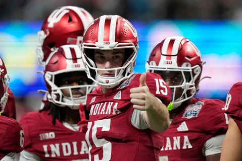 Indiana aplasta a Oregon en el Peach Bowl y avanza a la final nacional de la NCAA