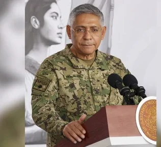 Marinos acusados por ‘huachicol’ fiscal fueron cesados por incumplir funciones, no por investigación penal: Semar