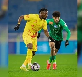 Quiñones alcanza a Cristiano Ronaldo como líder de goleo en liga de Arabia Saudita