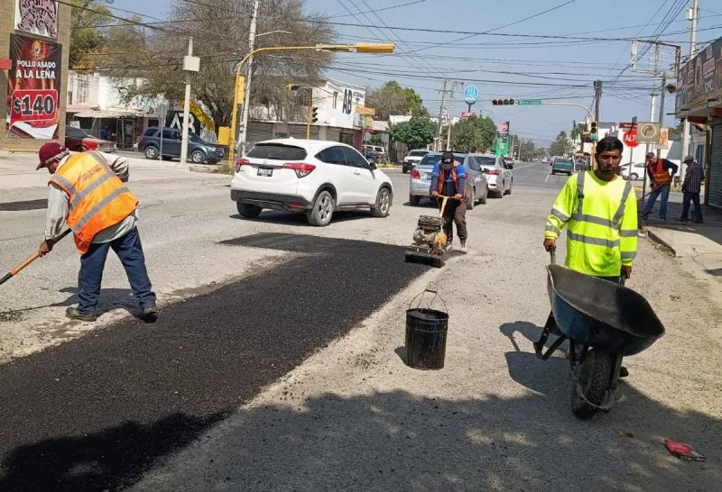 Sigue obras públicas de Victoria cumpliendo con la rehabilitación de calles
