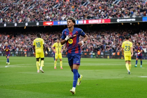 Con triplete de Yamal, Barcelona golea 4-1 al Villarreal