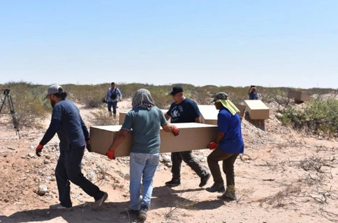 Exigen abrir fosas comunes en tres estados para buscar a desaparecidos