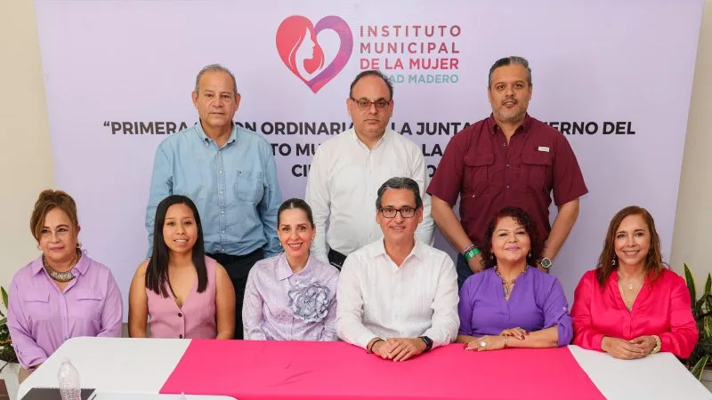 Erasmo y Dunia instalan histórica Junta de Gobierno del Instituto Municipal de la Mujer