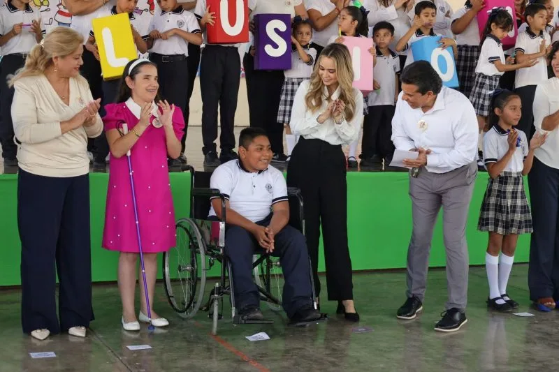 Arrancan Lalo y Lucy actividades del Mes de la Educación Especial