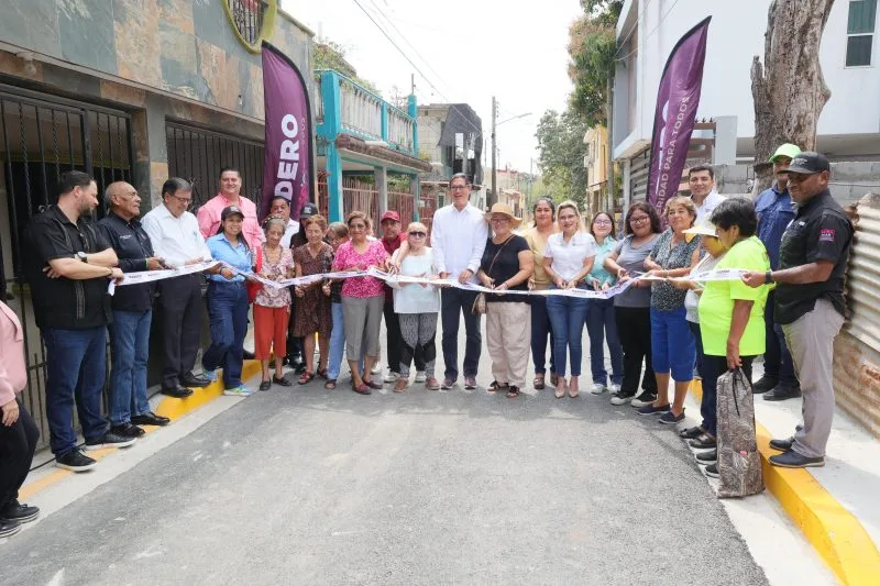 Erasmo entrega más obras de infraestructura vial que transforman la ciudad