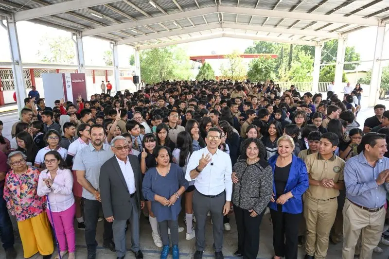 Entrega Lalo Gattás obra 157 de infraestructura hidráulica en escuelas