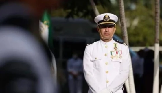 Jueza ordena a la FGR entregue el expediente contra vicealmirante Farías Laguna a su defensa