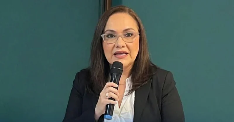Adriana Hernández releva a Vicente Joel en Salud de Tamaulipas