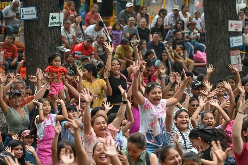 Disfrutan niñas y niños con alegría y diversión el San Markids