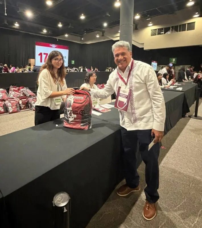 Impulsa Armando Martínez consolidación del segundo piso de la Cuarta Transformación