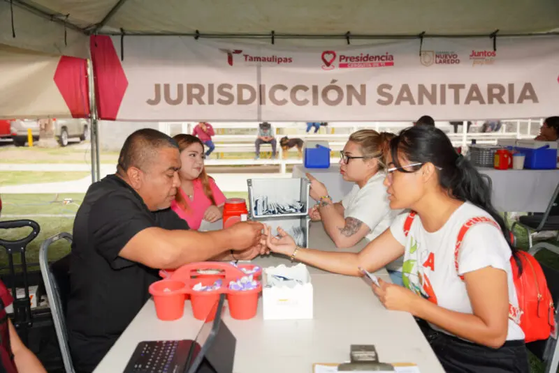 Acerca gobierno municipal de Nuevo Laredo, apoyos y atención directa a familias de villas del sol