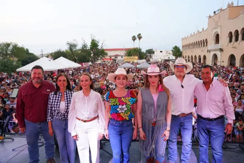 Miles de familias disfrutan exitoso festival del día de las madres organizado por el gobierno municipal y el DIF Nuevo Laredo