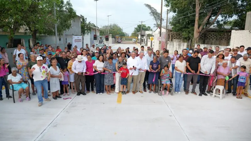 Inaugura Armando Martínez más obras de pavimentación en Altamira