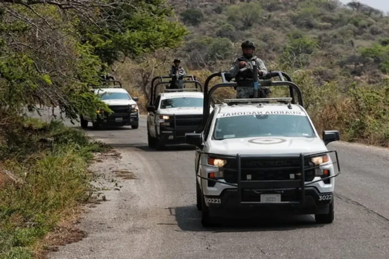 Guardia Nacional podrá detener y multar en carreteras; entra en vigor nuevo reglamento federal