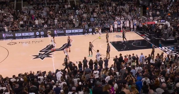 Los Spurs de Wembanyama aplastan al Thunder y alargan la final del Oeste