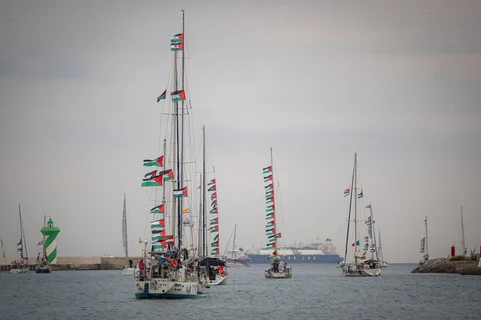 Mexicanos de la Global Sumud Flotilla piden apoyo a Sheinbaum ante «amenaza inminente»