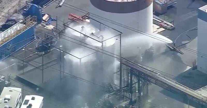 Ordenan la evacuación de 40 mil personas por fuga en un tanque químico en California
