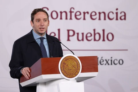 Sheinbaum proyecta creación de más 9 mil camas hospitalarias y 50 hospitales en su sexenio