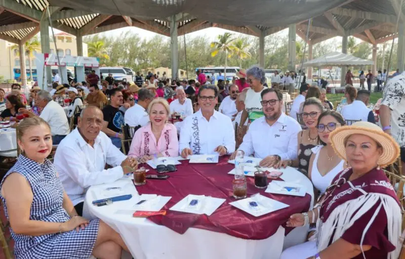 Participa Erasmo González Robledo en la XIV Reunión Nacional de Jefes de Sector de Educación Primaria