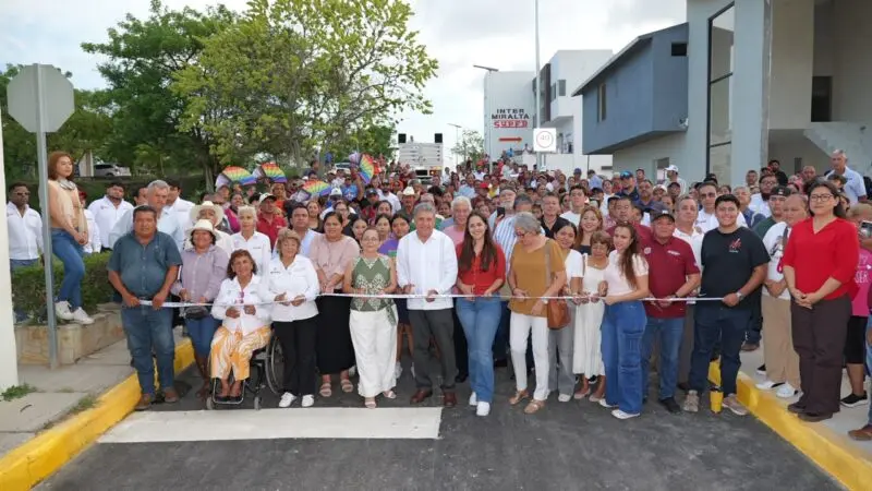 Dignifica Armando Martínez vialidades del ejido Vega de Esteros