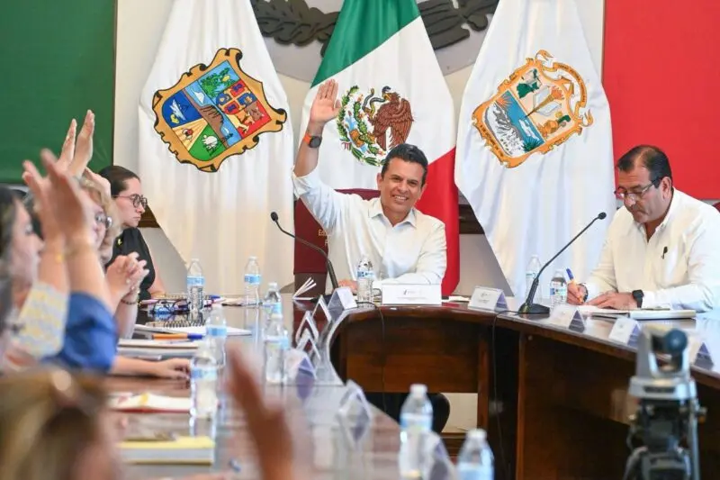 Dona Municipio predio para construcción de guardería infantil IMSS en Victoria